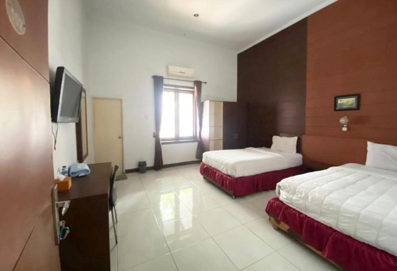Hotel Ranah Bundo Padang  Buitenkant foto