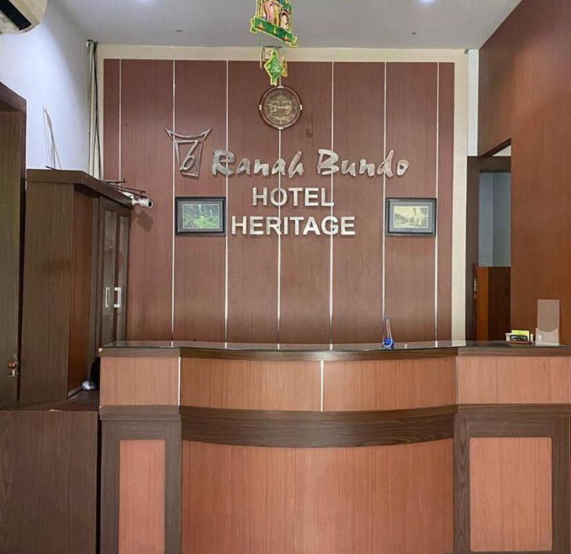 Hotel Ranah Bundo Padang  Buitenkant foto